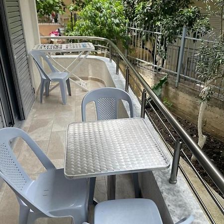 Taku Apartment Sarandë Buitenkant foto